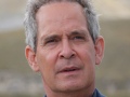 Tom Hollander